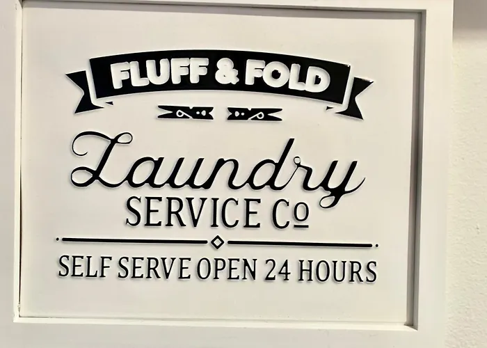 Entire Perfectly Located Gem In Old Town *