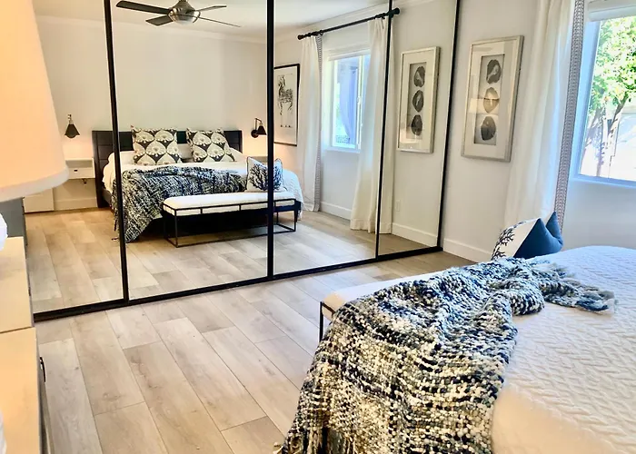 Holiday home Entire Perfectly Located Gem In Old Town *