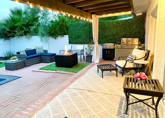 Entire Perfectly Located Gem In Old Town *