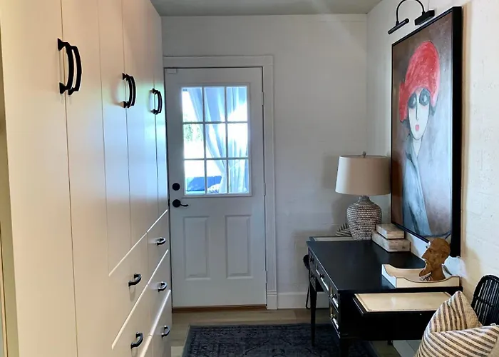 Holiday home Entire Perfectly Located Gem In Old Town *